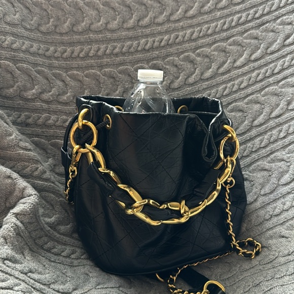 👜Super cute Bucket bag 👜 - Picture 7 of 8